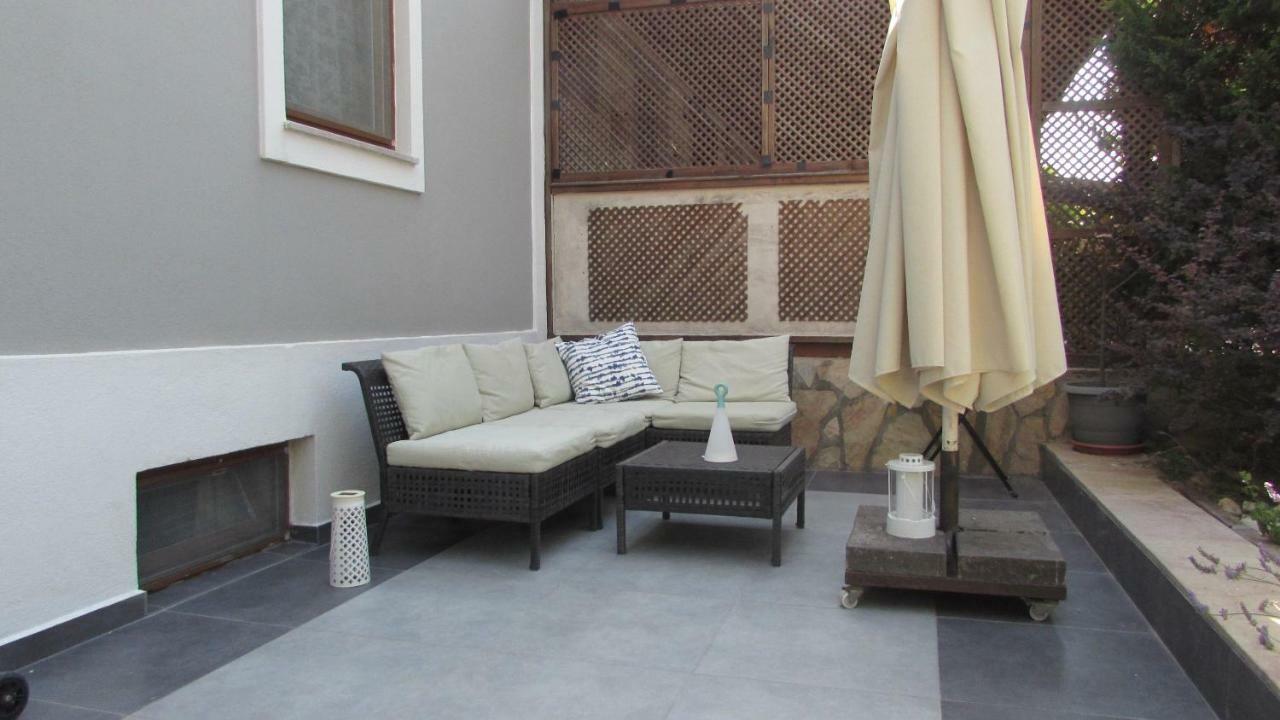 Ege Han Hotel Bozcaada Exterior photo